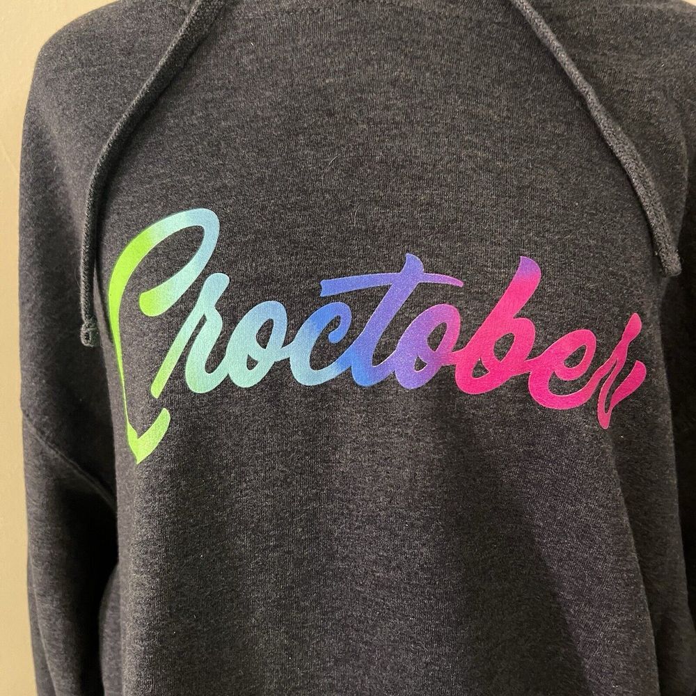 Crocs Croctober Hoodie Dark Gray Rainbow 2xl Pullover‎ 20 Years Of Croc Fandom